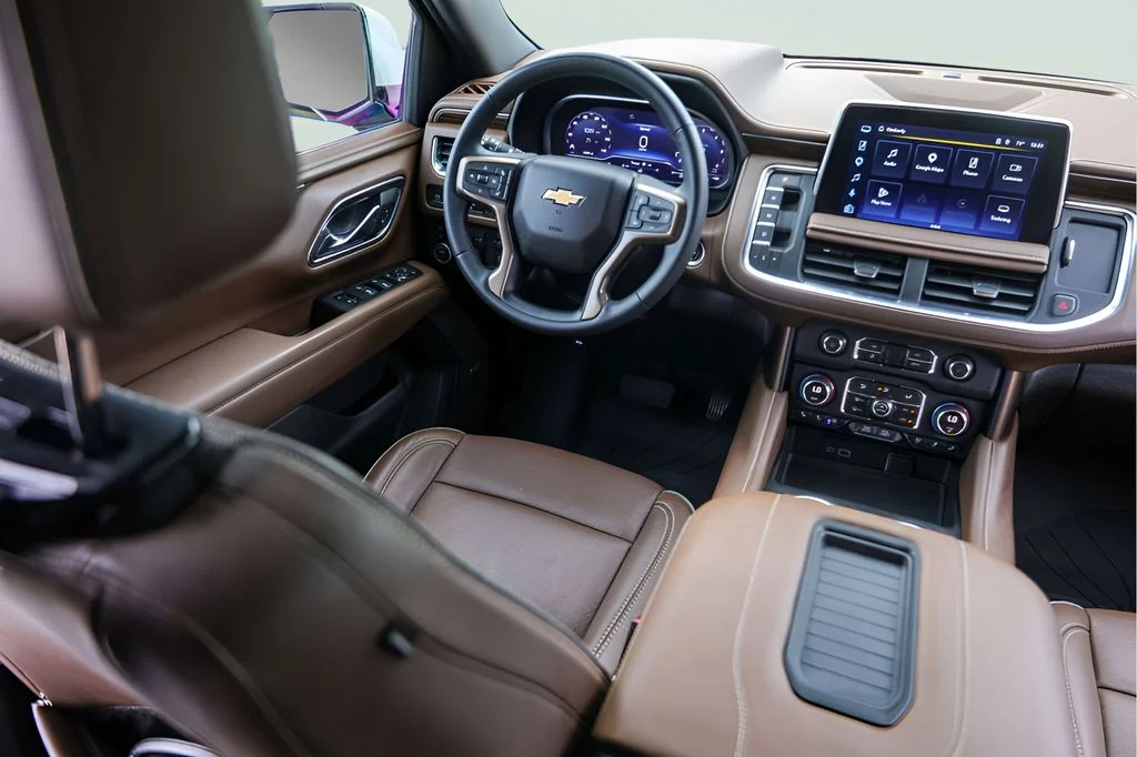 Used 2023 Beige Chevrolet High Country image 33