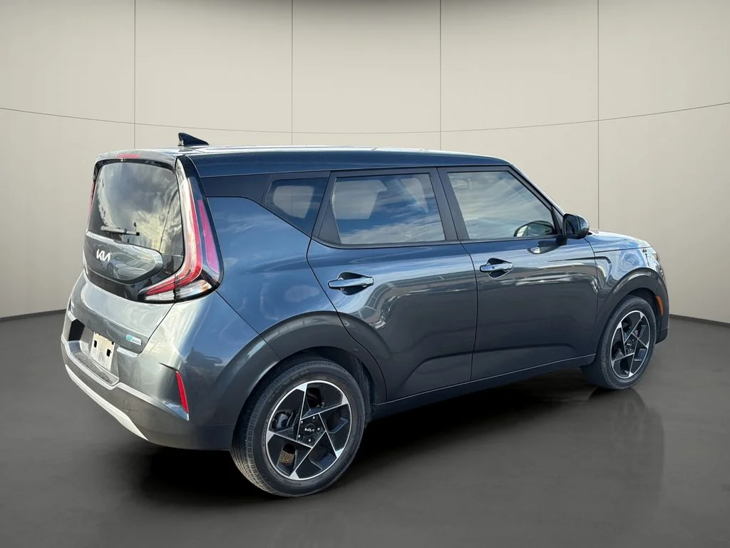 Used 2024 Gray Kia EX image 7