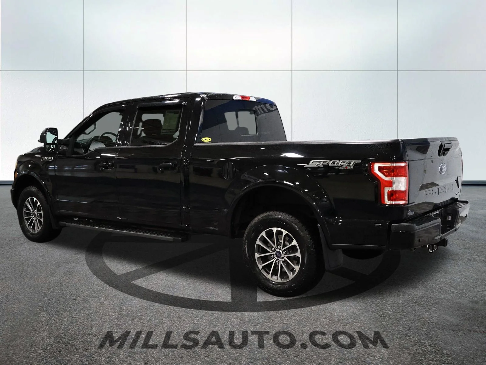 Certified Used 2018 Shadow Black Ford XLT image 4
