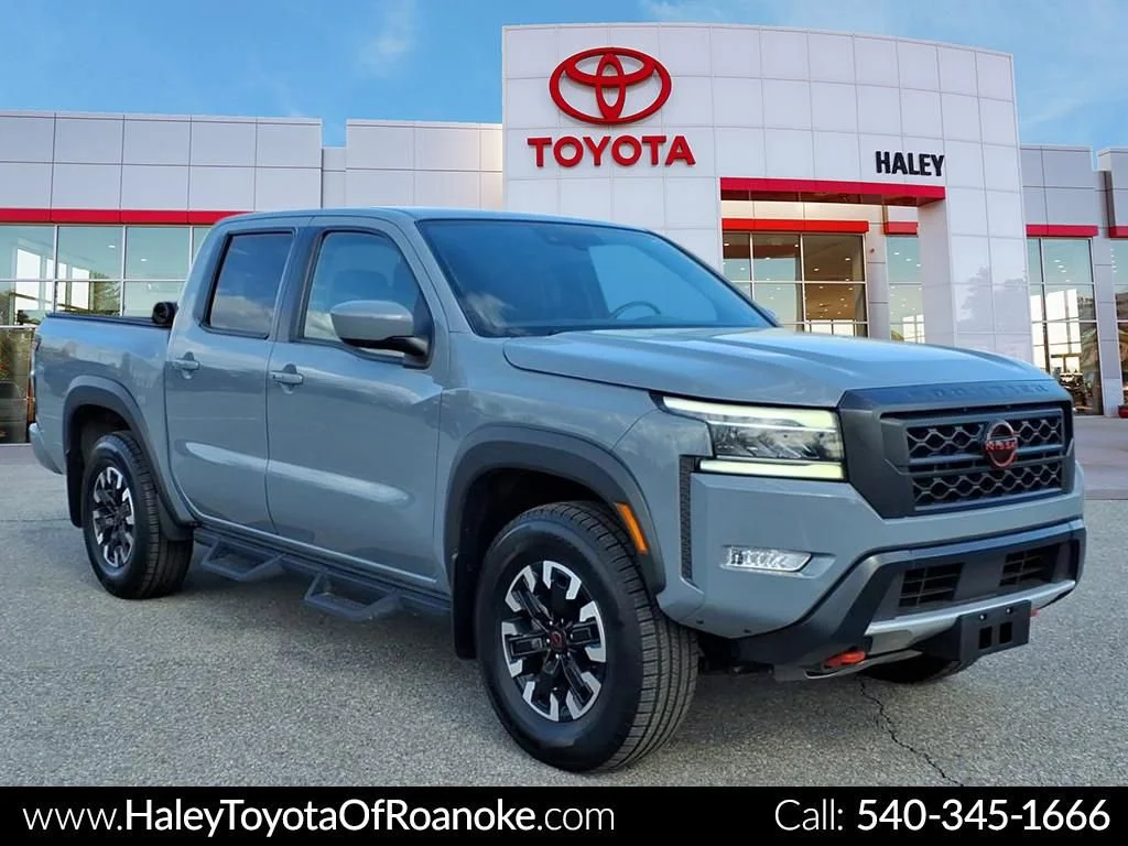 2023 Nissan Frontier PRO-4X Crew Cab 4X4's photo