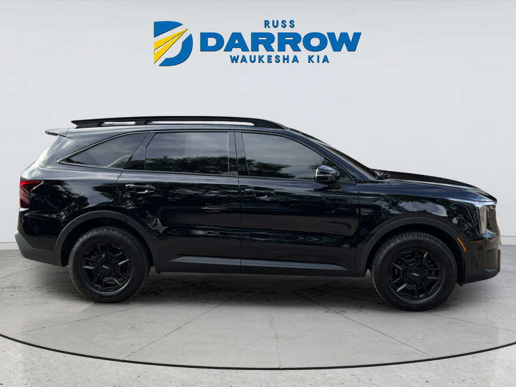Used 2024 Black Kia X-Pro SX Prestige image 6