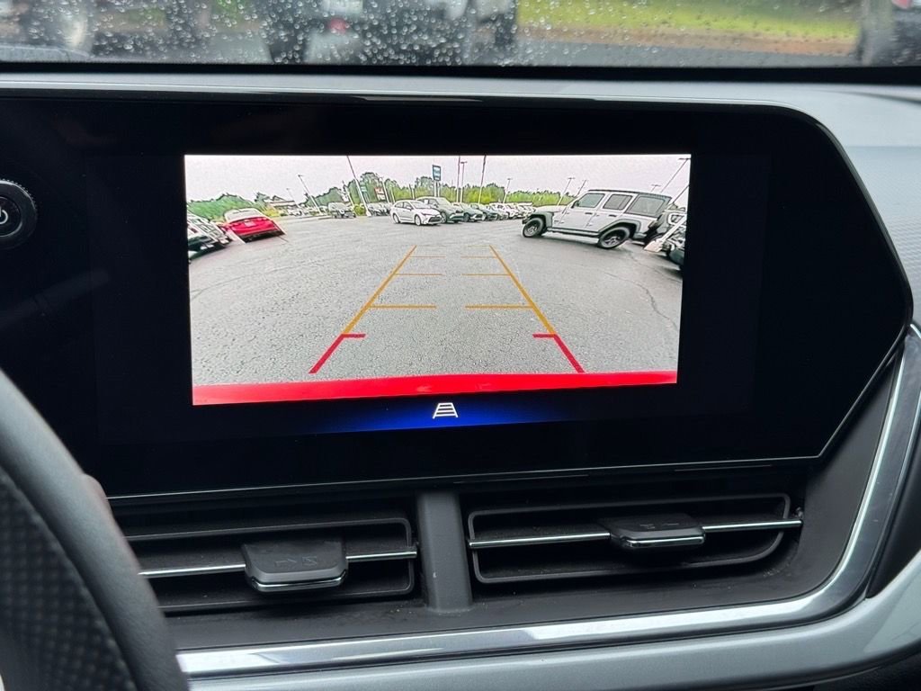 2024 Chevrolet Trax LT - Photo 23