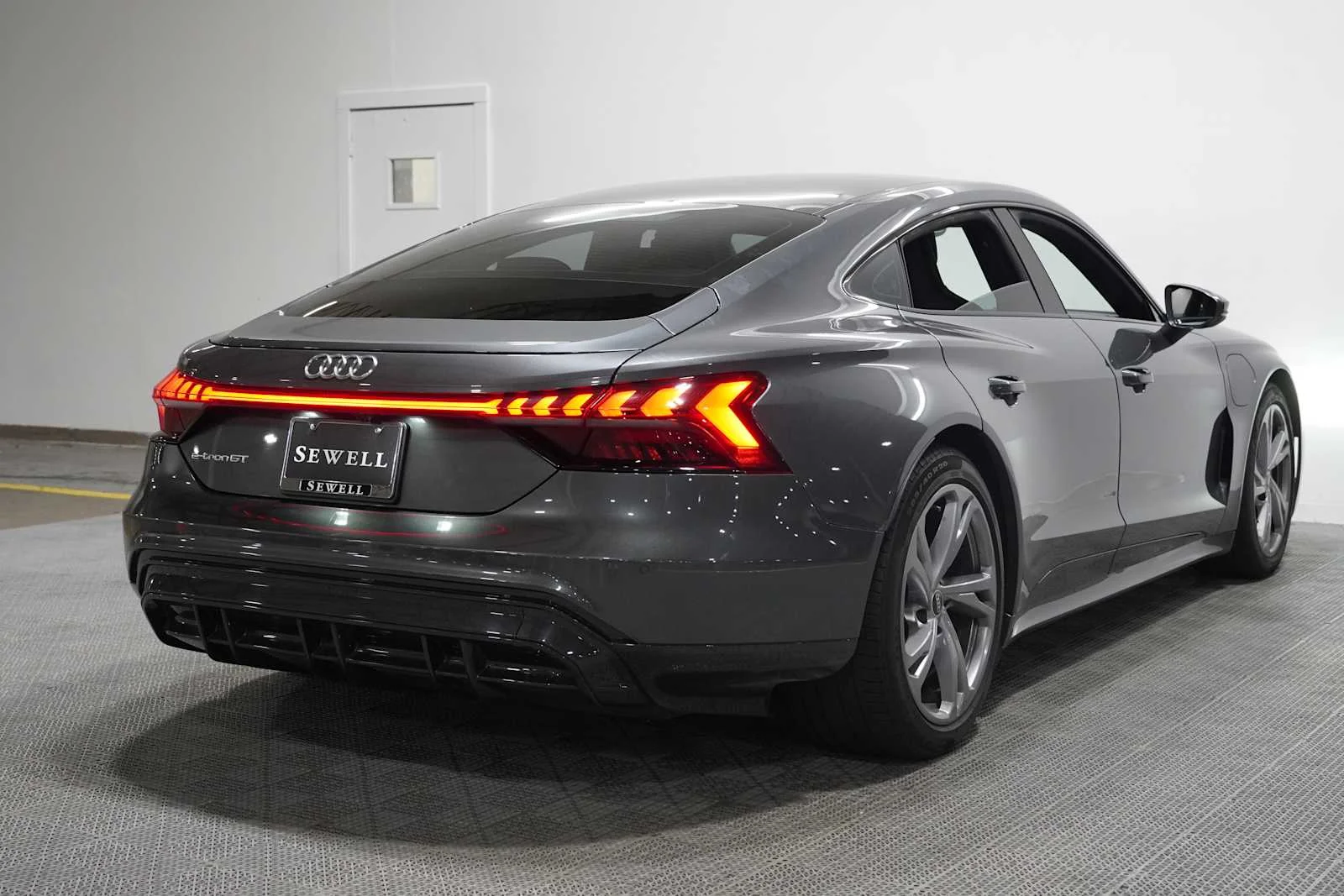Used 2023 Daytona Gray Pearl Effect Audi Premium Plus image 4