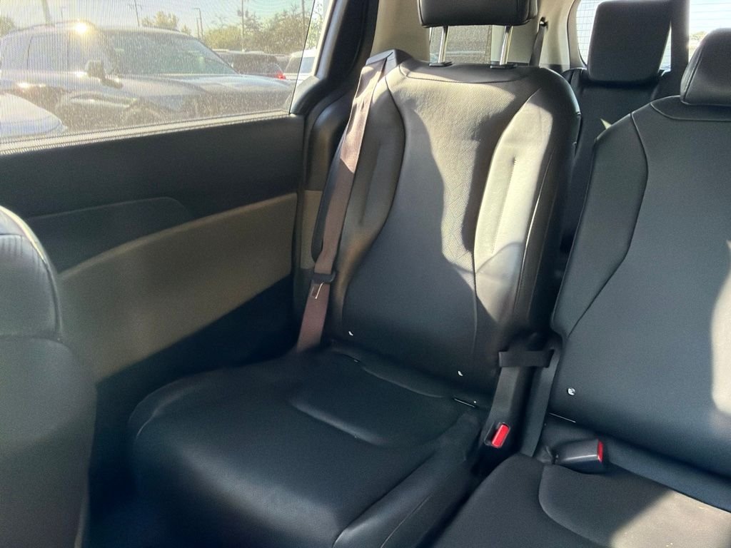 Certified Used 2025 Flare Red Kia EX image 18