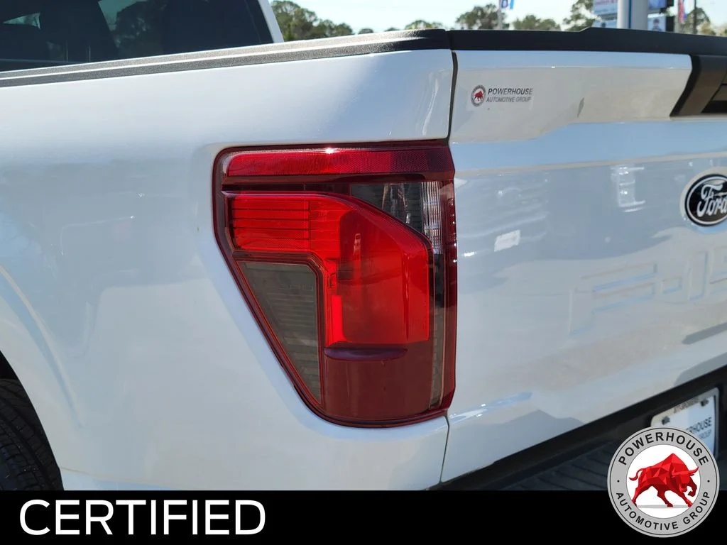 Used 2025 White Ford XL image 13