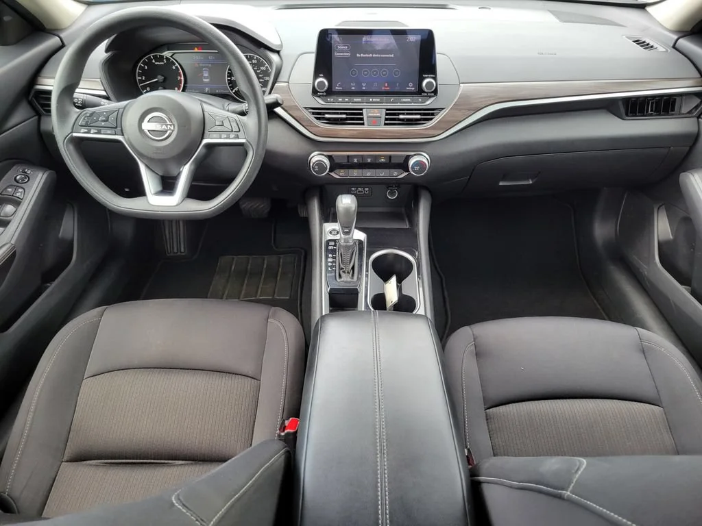 Used 2024 Black Nissan 2.5 SV image 15