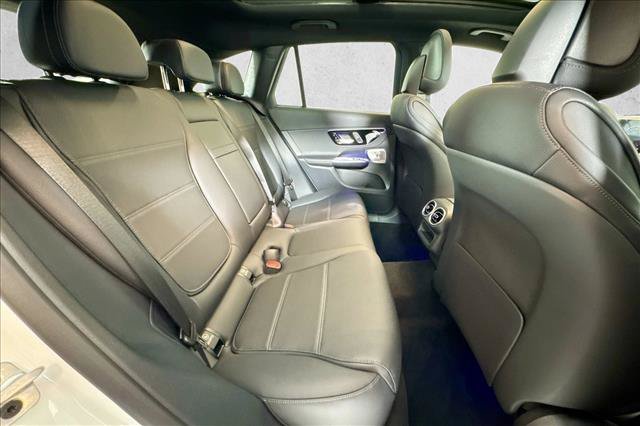New 2026 Polar White Mercedes-Benz GLC 300 image 55