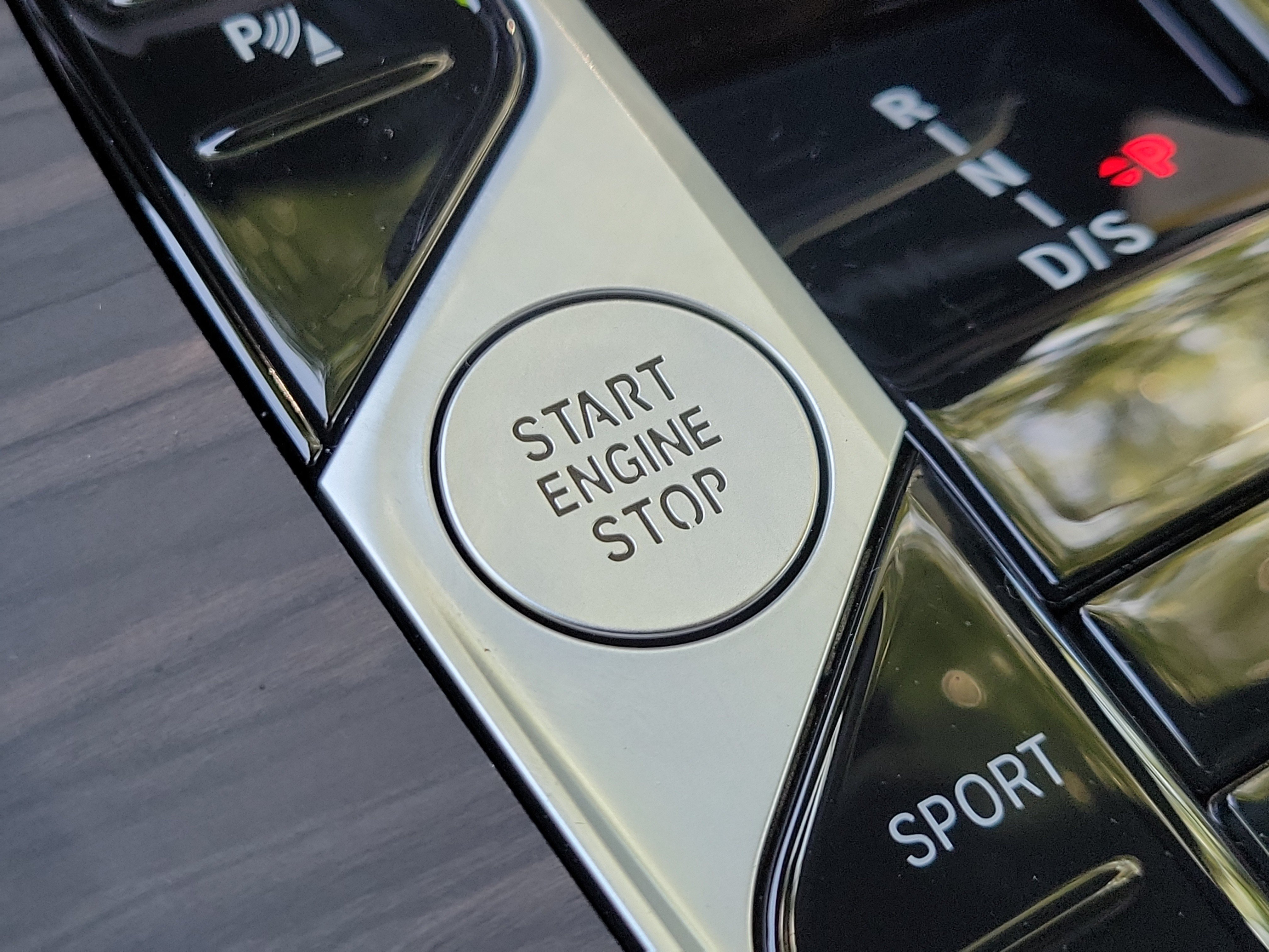 New 2026 Alpine White BMW sDrive40i image 29