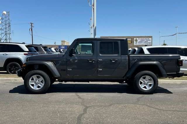 Certified Used 2022 Gray Jeep Sport image 11