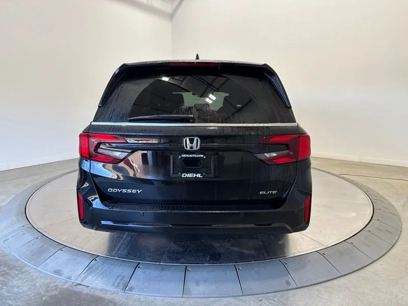 Used 2025 Black Honda Elite image 6