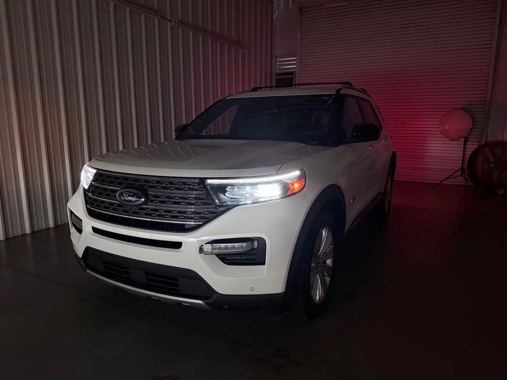 Used 2023 White Metallic Ford King Ranch image 8