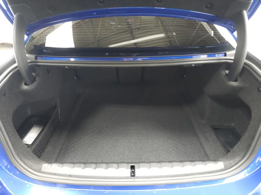 Used 2025 Blue Metallic BMW M440i xDrive image 23