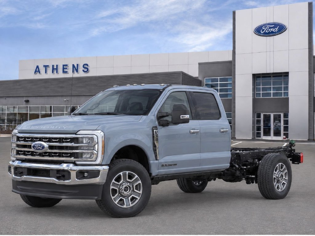 New 2027 Glacier Gray Metallic Tri-Coat Ford F-350® LARIAT® image 2