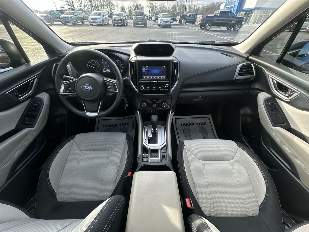 Used 2023 Gray Subaru Base image 20