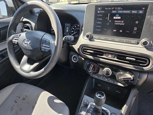 Used 2023 Lunar White Hyundai SEL image 29