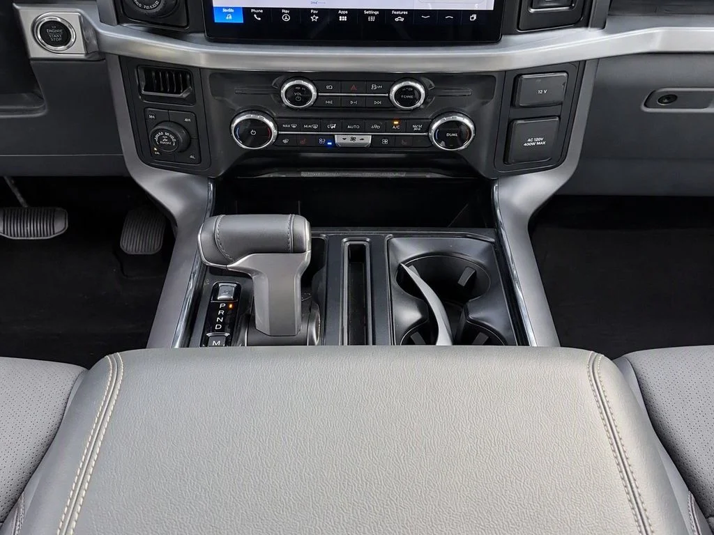 Certified Used 2025 White Ford Lariat image 30