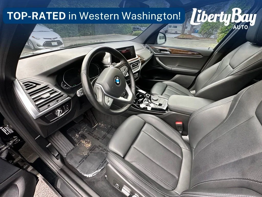 Used 2022 Black BMW xDrive30i image 36