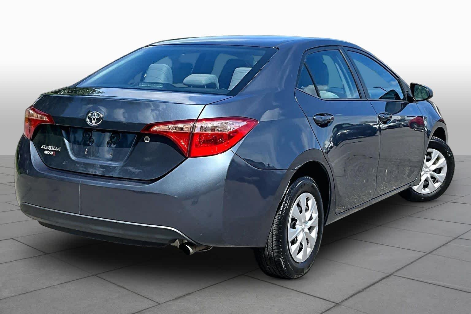 Used 2017 Slate Metallic Toyota L image 13
