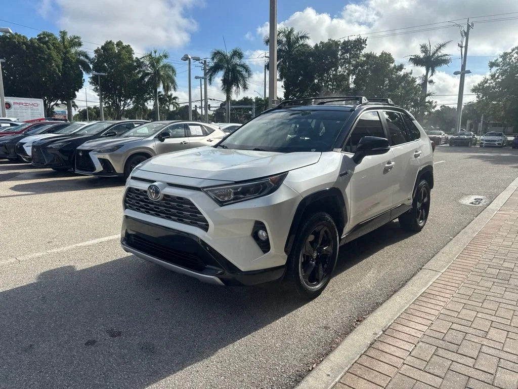 Used 2021 White Toyota XSE image 13