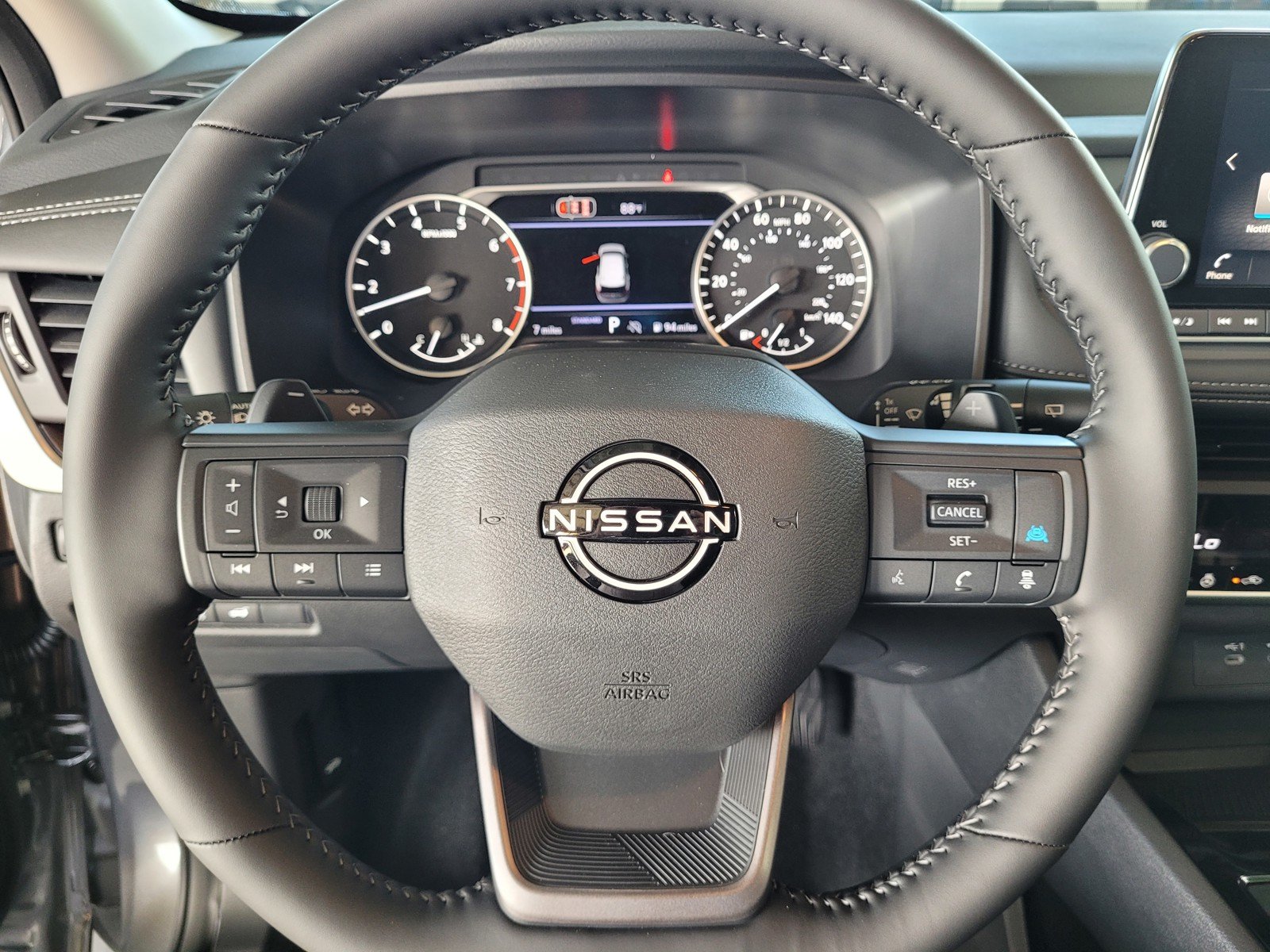 2026 Nissan Rogue Dark Armor - Photo 12