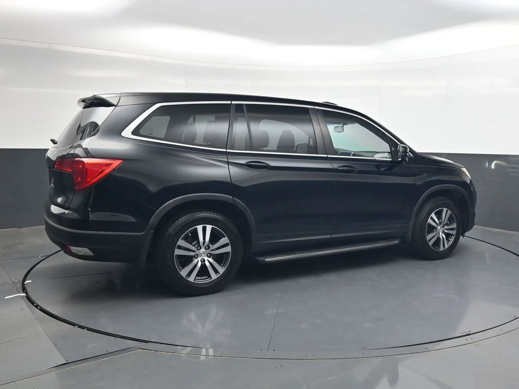 Used 2016  Honda EX-L image 7