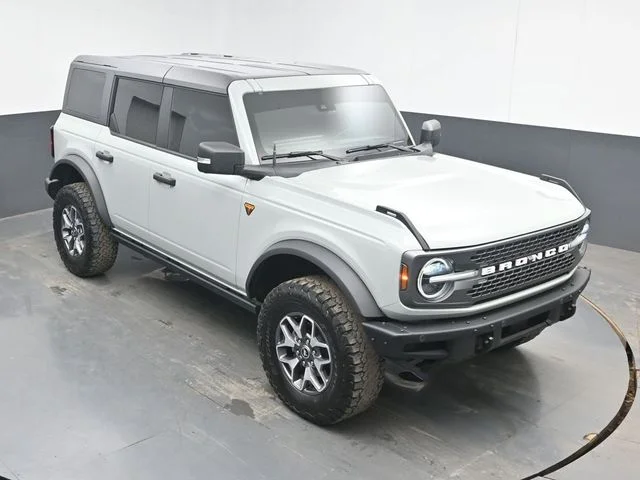 Used 2024 Green Ford Badlands image 12