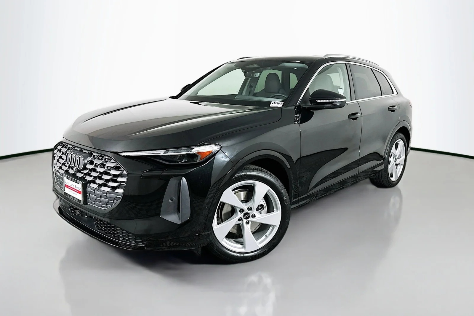 2025 Audi Q5 40 Prestige's photo