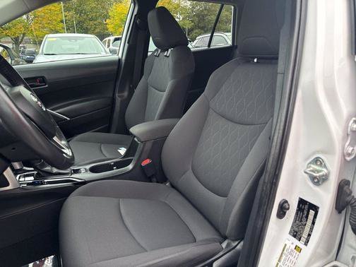 Used 2023 Beige Toyota LE image 15