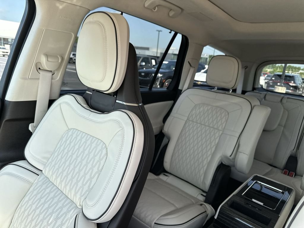 Used 2024 Black Lincoln Black Label image 12