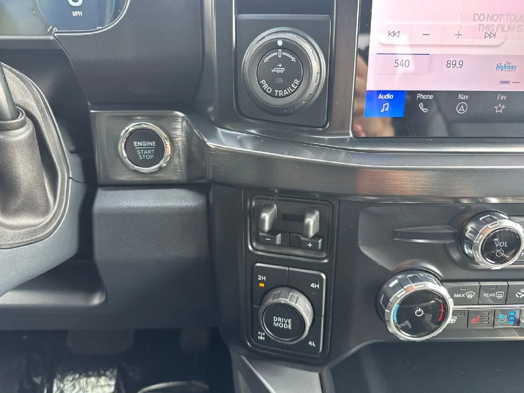 New 2027 Black Ford Lariat image 12