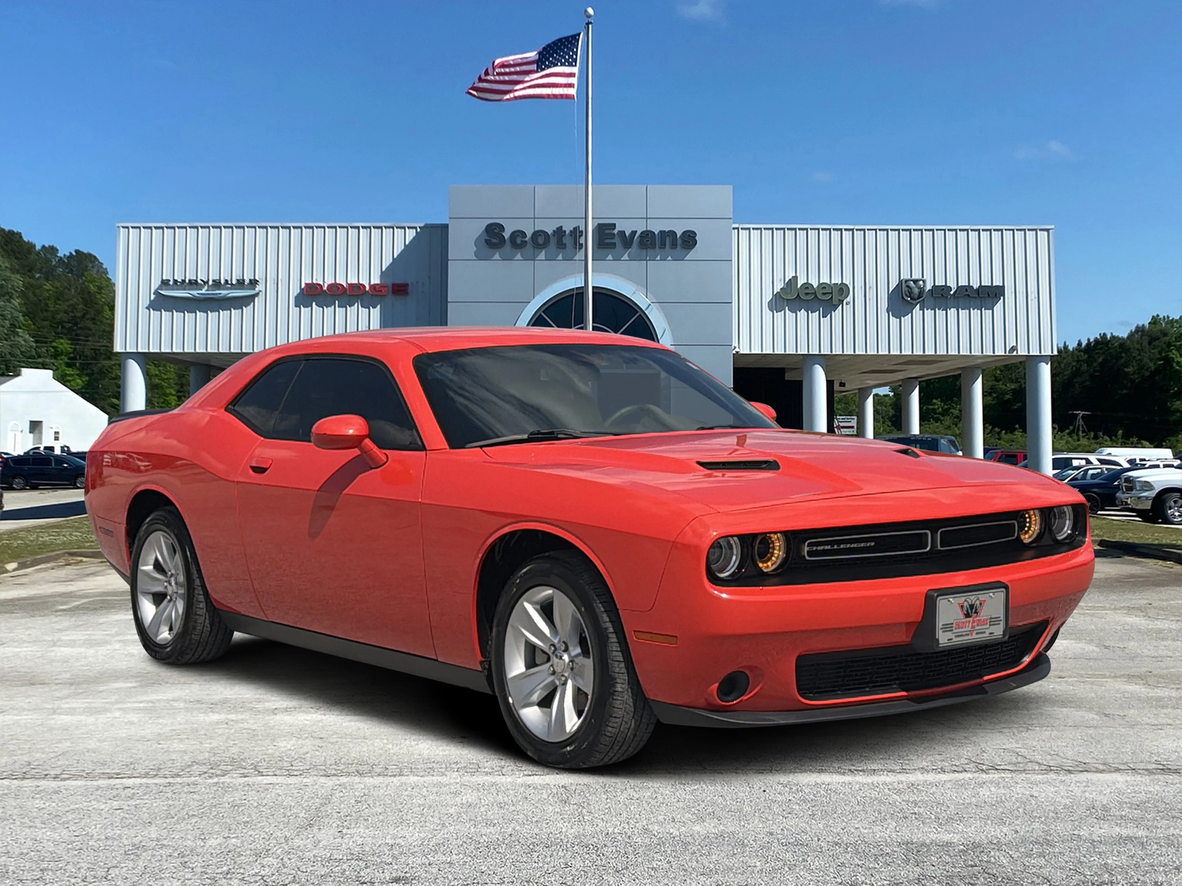 2023 Dodge Challenger SXT Auto's photo