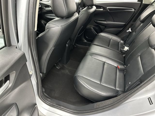 Used 2018 Silver Honda EX-L image 22