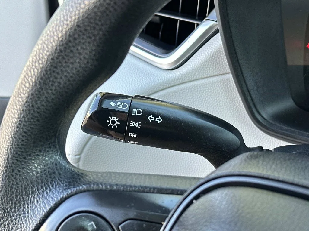 Certified Used 2022 Silver Toyota L image 30