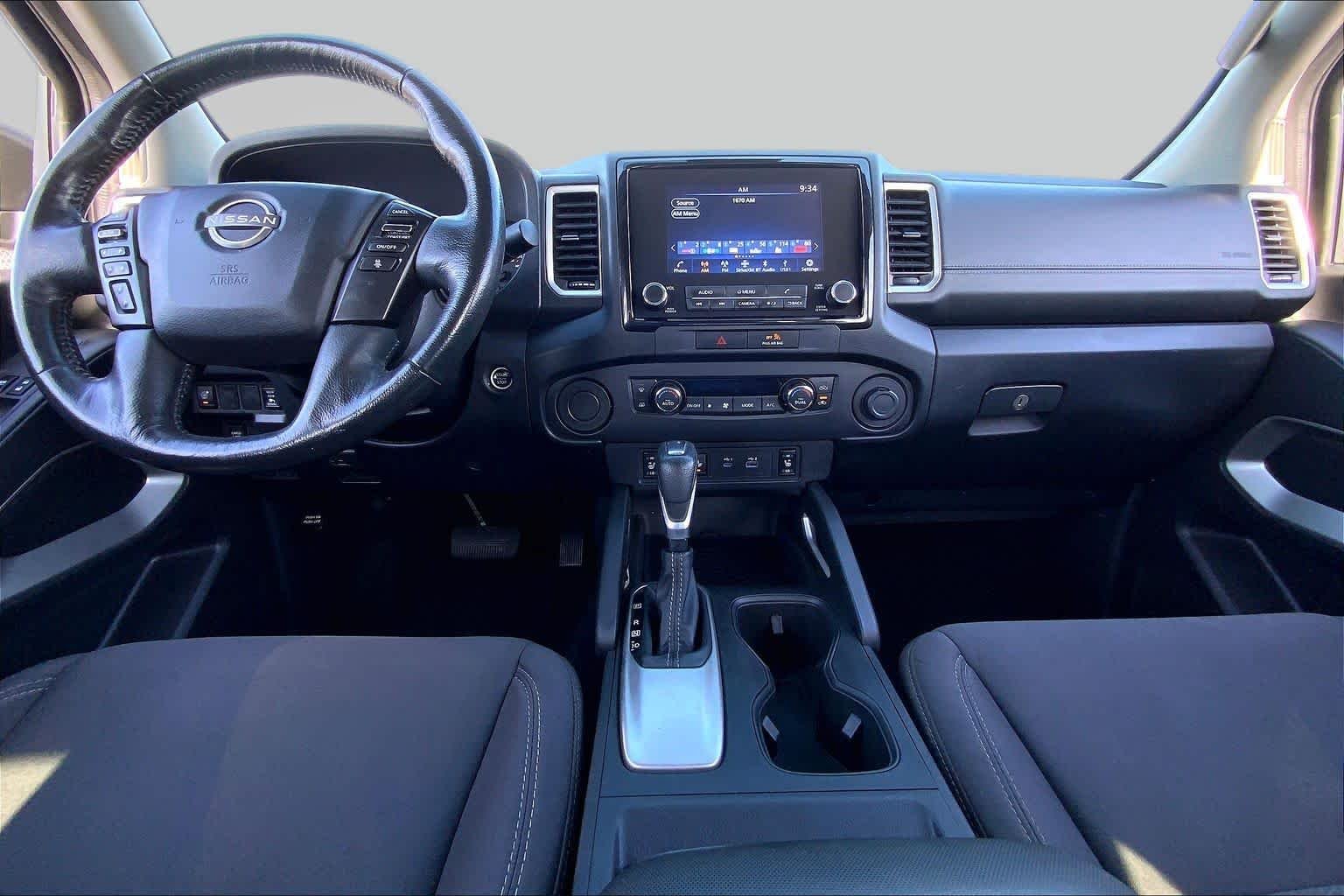 Used 2023 Glacier White Nissan SV image 15