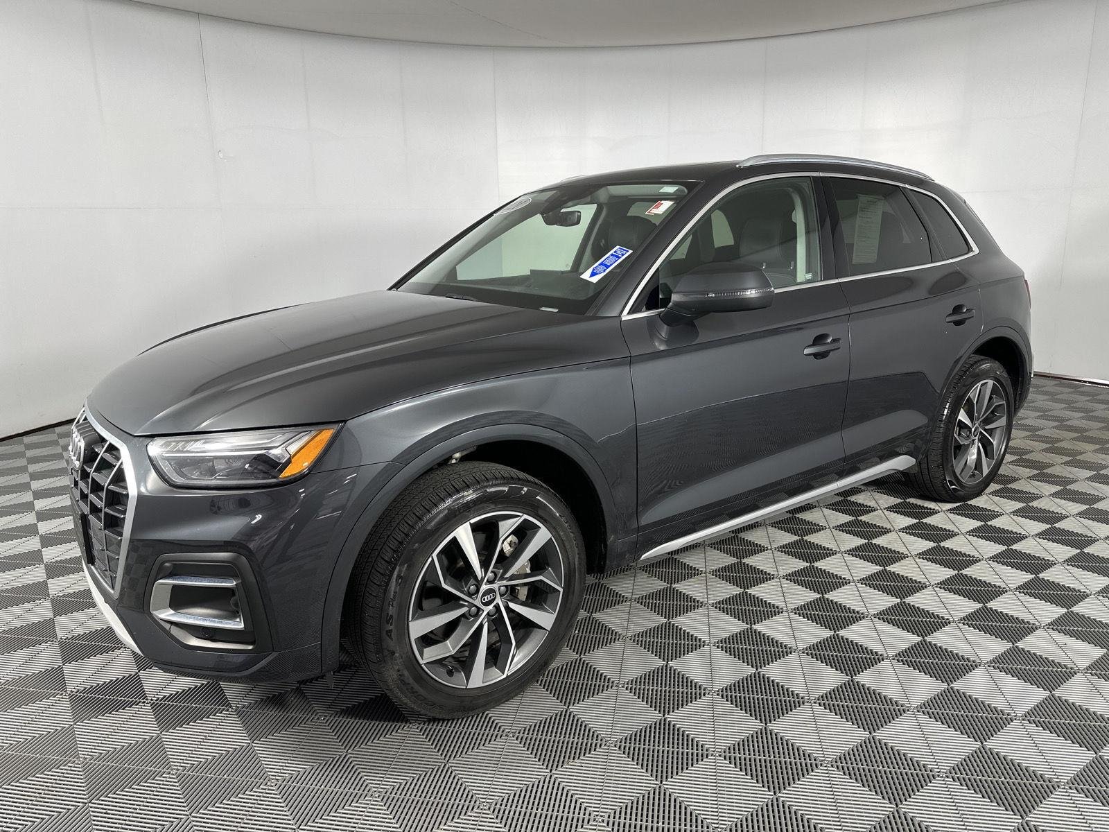 Used 2021 Manhattan Gray Metallic Audi Premium Plus image 4