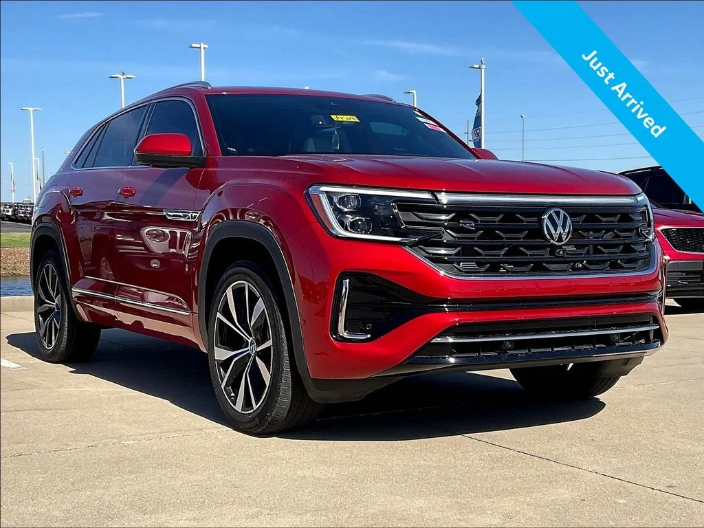 2024 Volkswagen Atlas Cross Sport 2.0T SEL Premium R-Line 4MOTION's photo