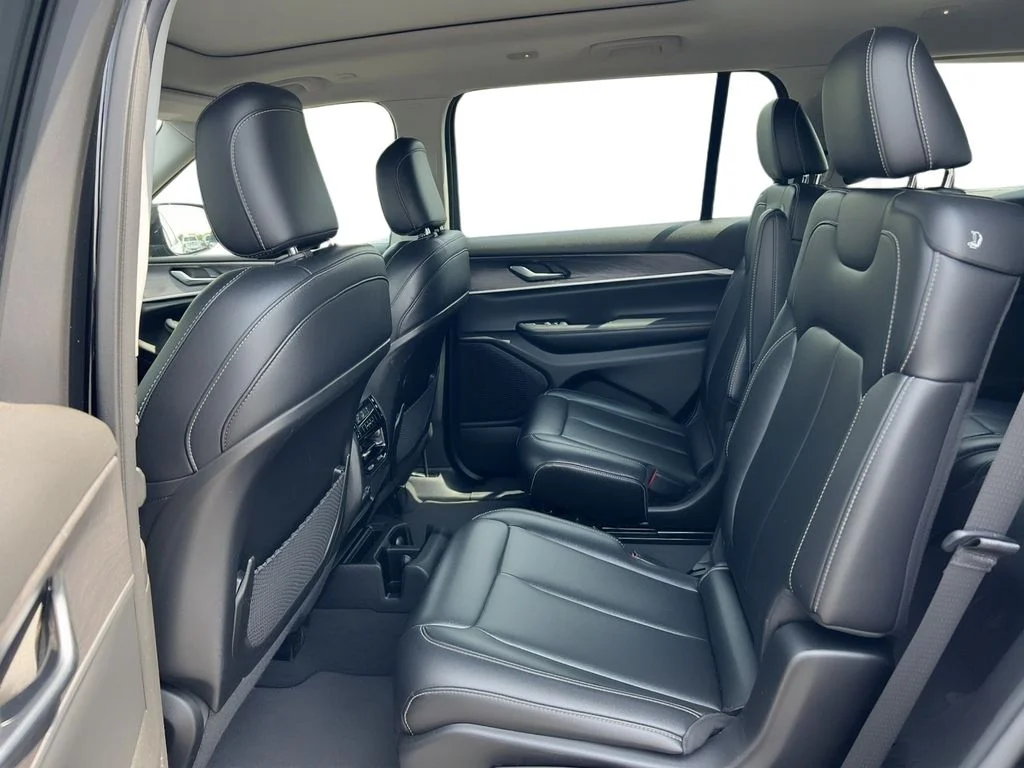 Used 2023 Black Jeep Limited image 7