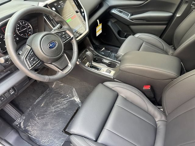 New 2026 CRYSTAL WHITE PEARL Subaru Limited 7-Passenger image 11