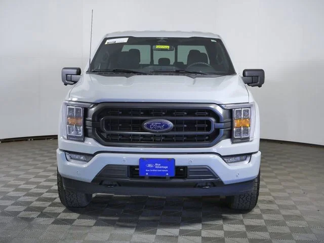 Used 2023 White Ford XLT image 3