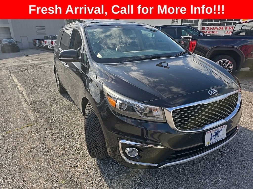 2016 Kia Sedona SX Limited's photo
