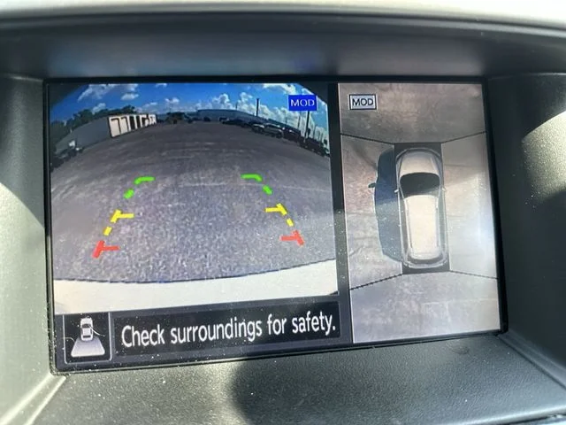 Used 2019 White Nissan SL image 25