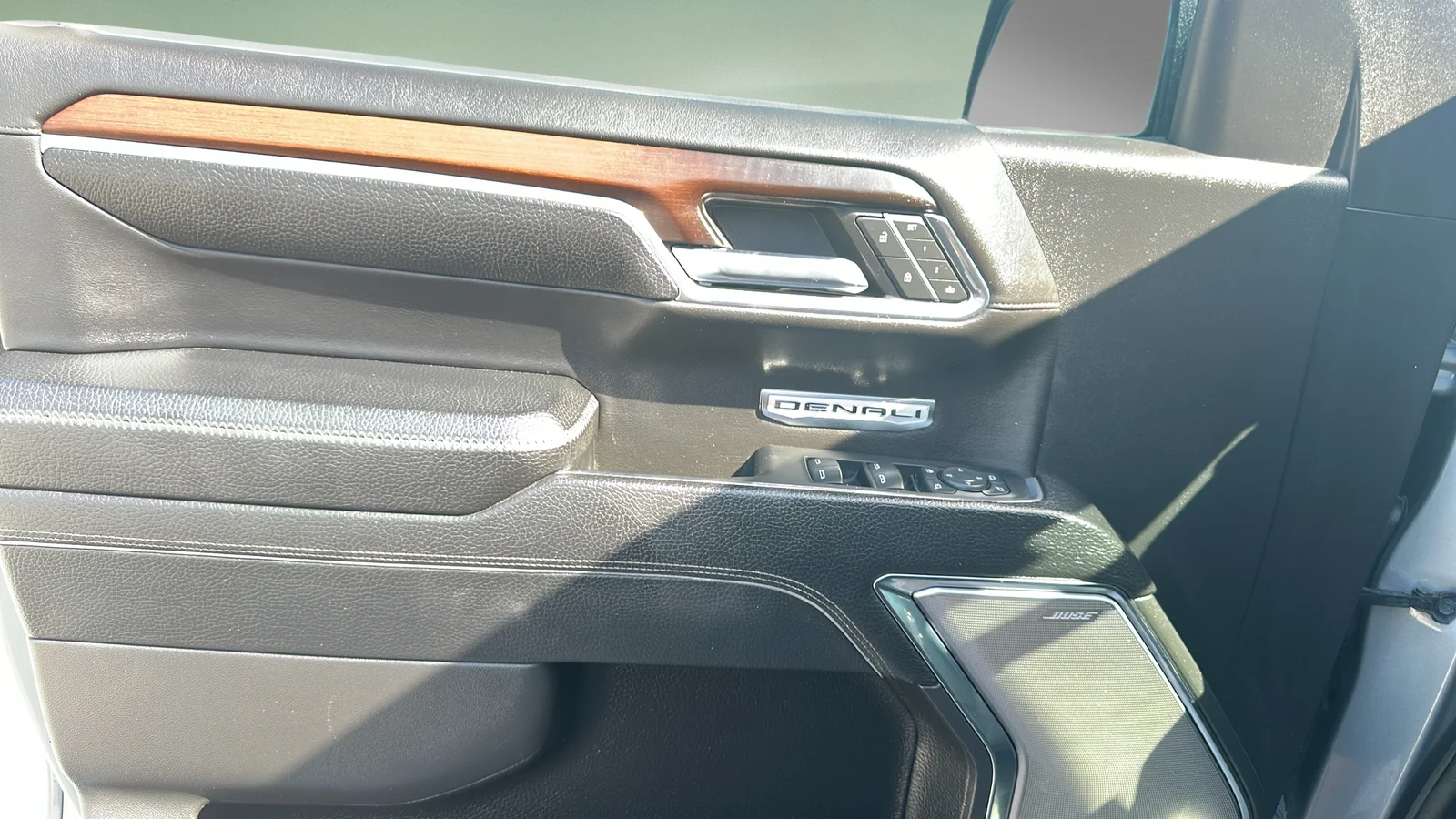 Used 2024 Silver GMC Denali image 18