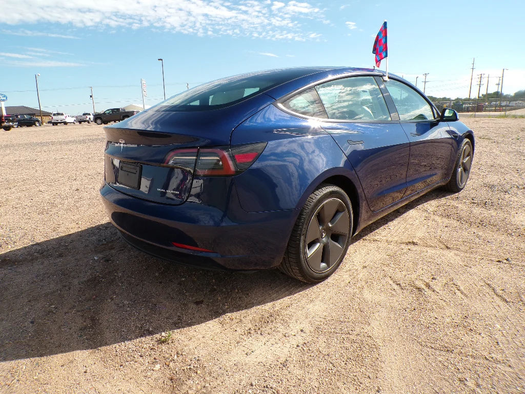 Used 2023 Deep Blue Metallic Tesla Long Range image 16