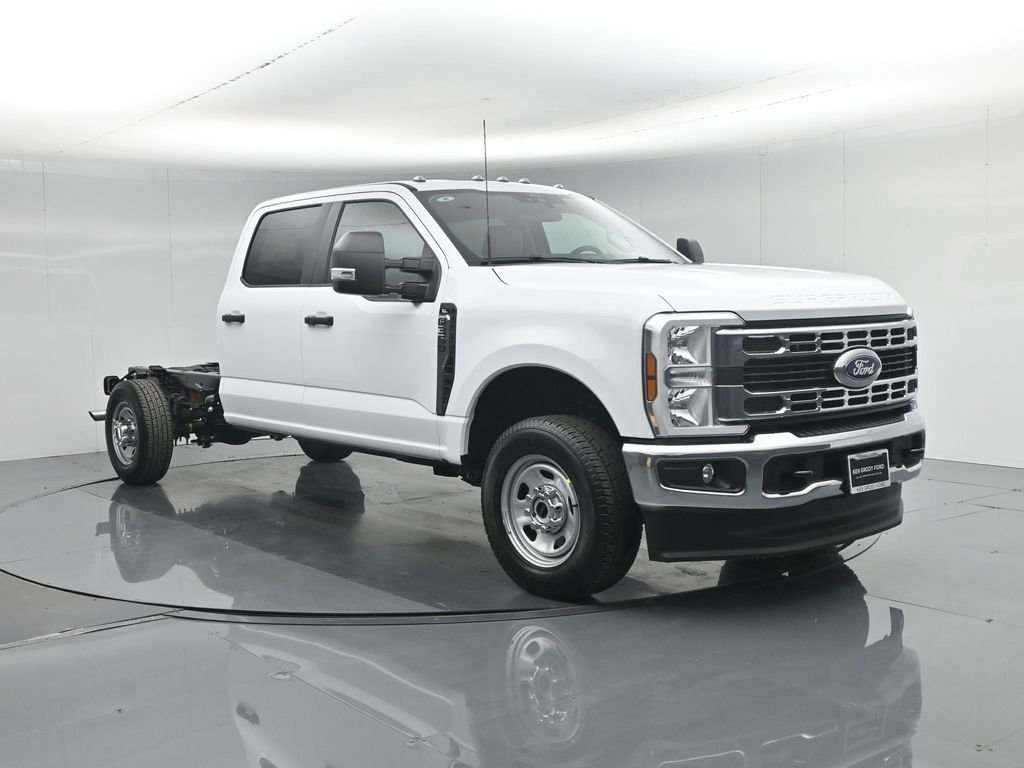 New 2026 Oxford White Ford XL image 52