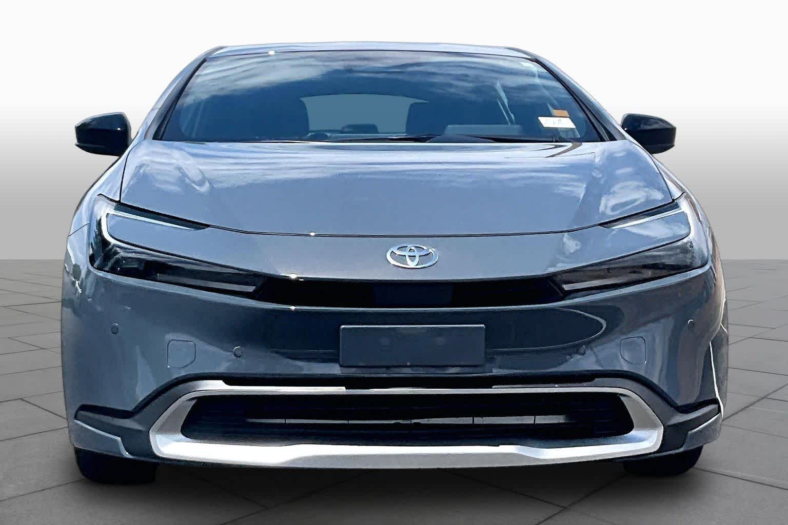 Used 2026 Guardian Gray Toyota SE image 4