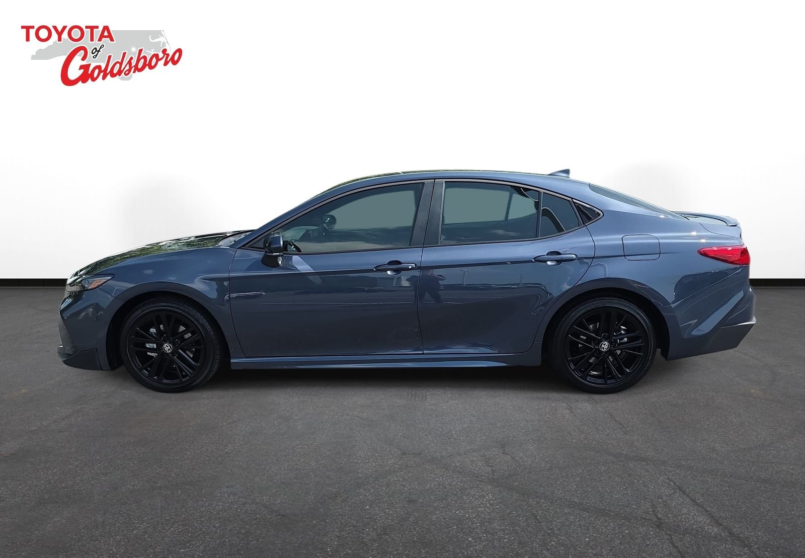 Used 2026  Toyota SE image 8