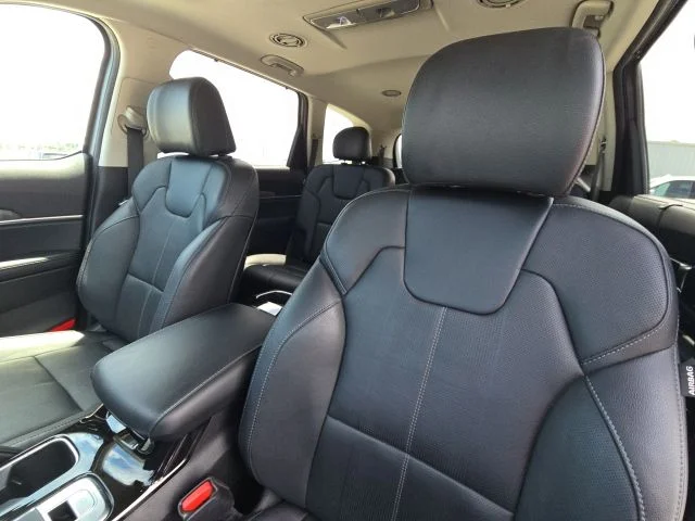 Used 2025 Silver Kia EX image 25