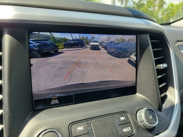 2023 GMC Acadia SLT - Photo 26