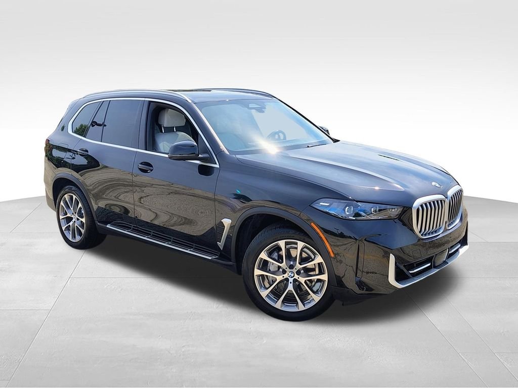 Used 2026 Black BMW xDrive40i image 3