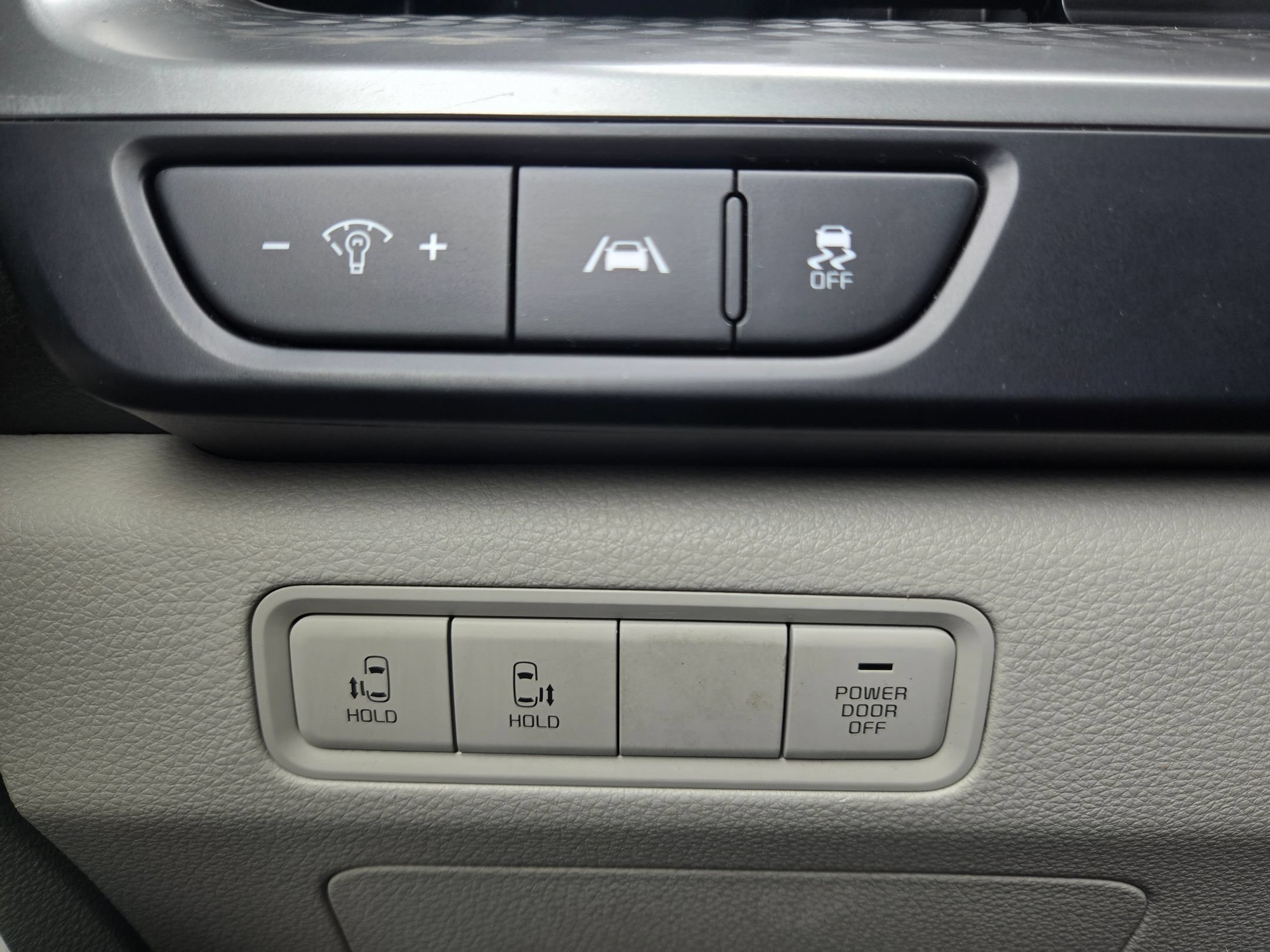 Used 2024 Aurora Black Pearl Kia LX image 26